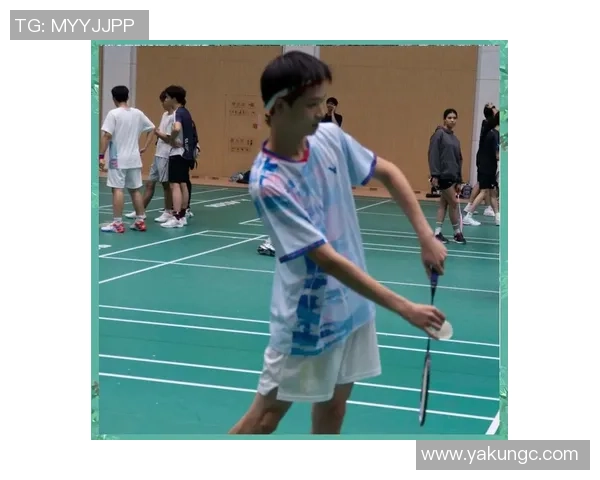 成都羽毛球队在大师赛中的拼搏历程与荣耀时刻回顾